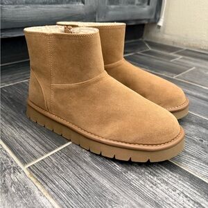 NWOT Universal Thread Faux Fur Lined Boots